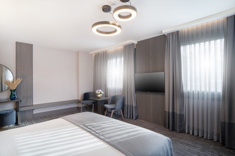 Arts Hotel Taksim 7