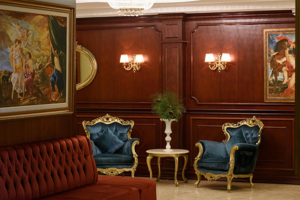 Antique Roman Palace Museum Hotel 8