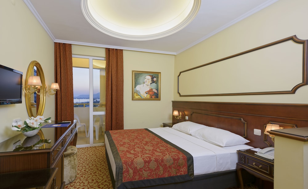 Antique Roman Palace Museum Hotel 15