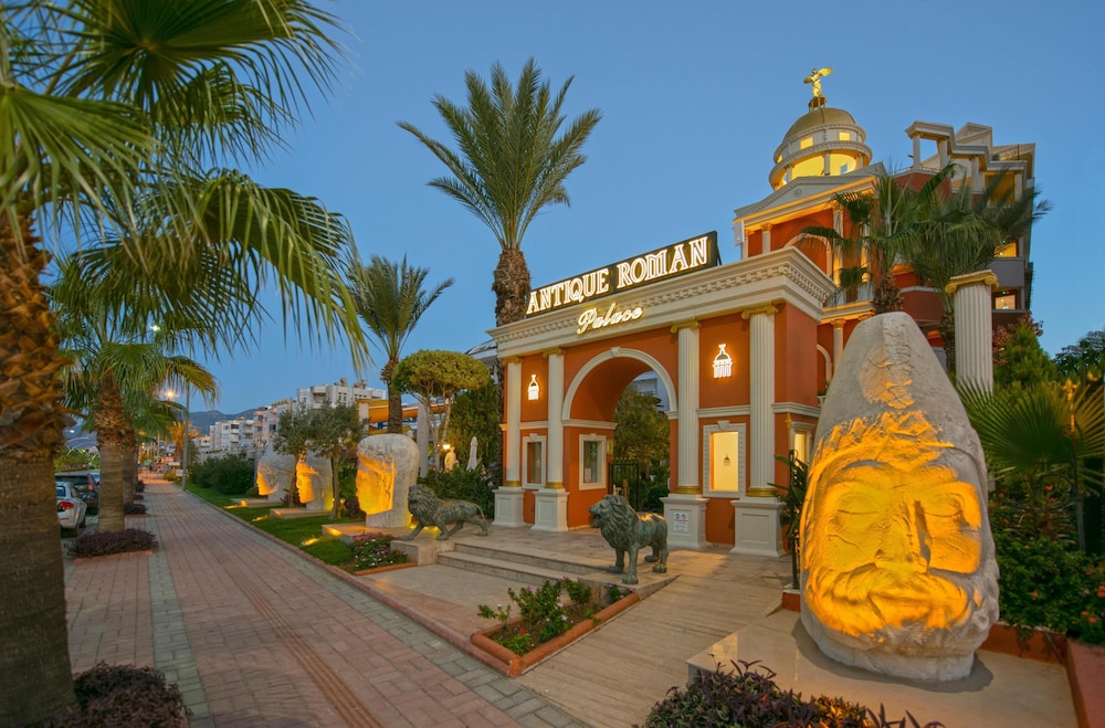Antique Roman Palace Museum Hotel 1