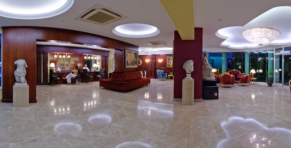 Antique Roman Palace Museum Hotel 2