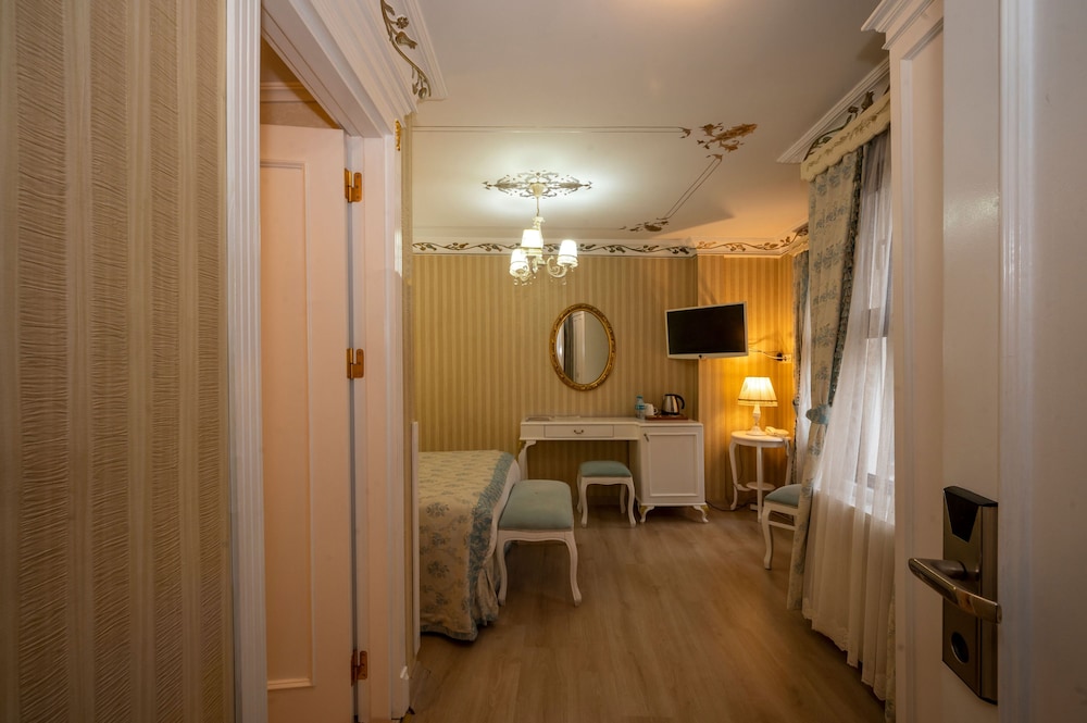 Fuat Bey Palace Hotel 21