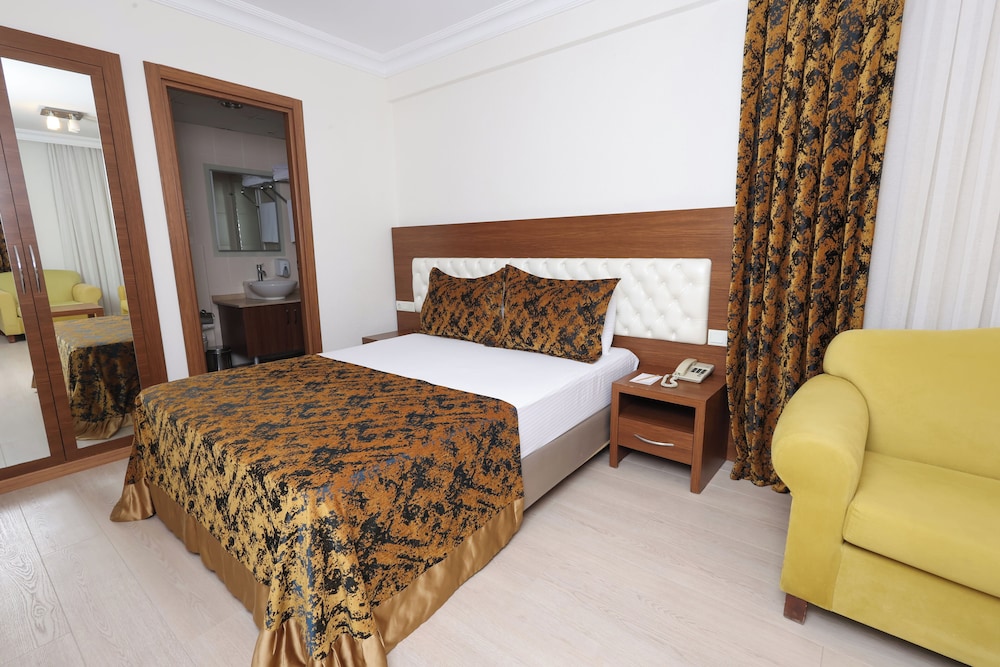 The Corner Park Hotel 20