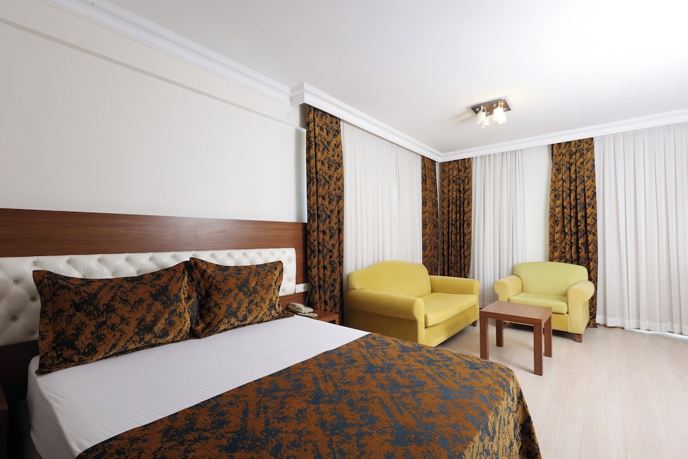 The Corner Park Hotel 22