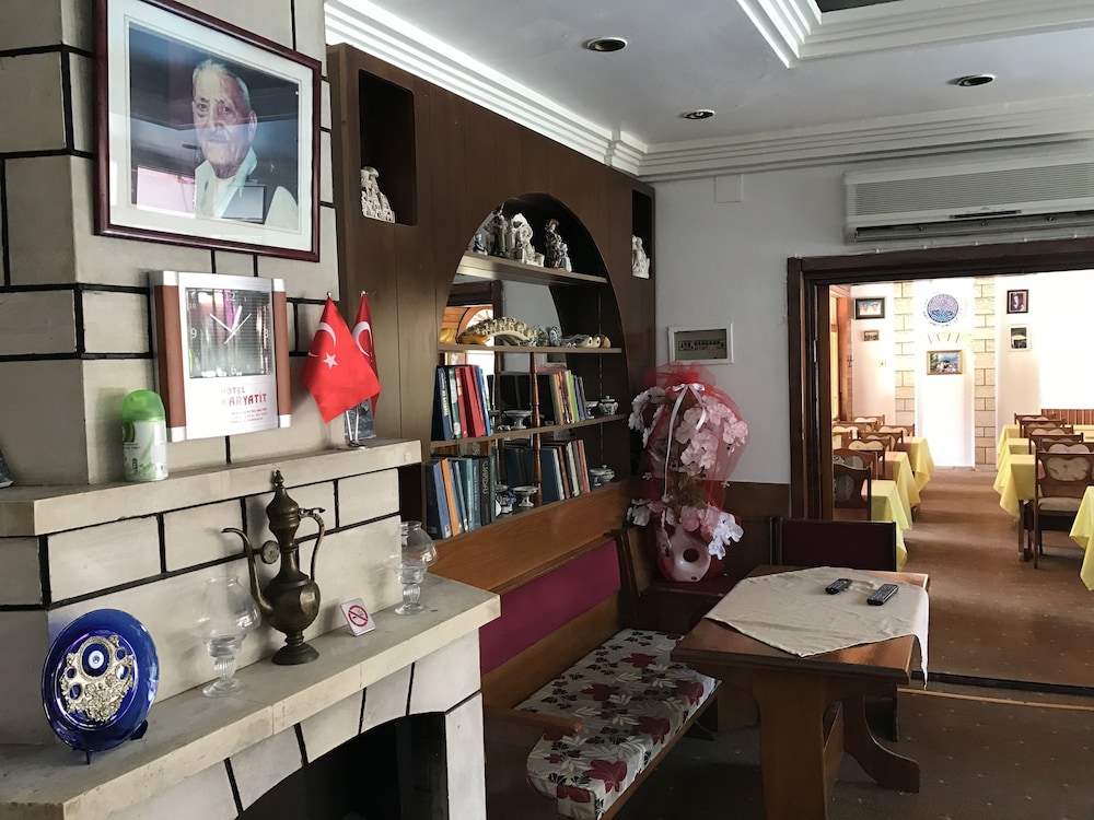 Karyatit Hotel 6