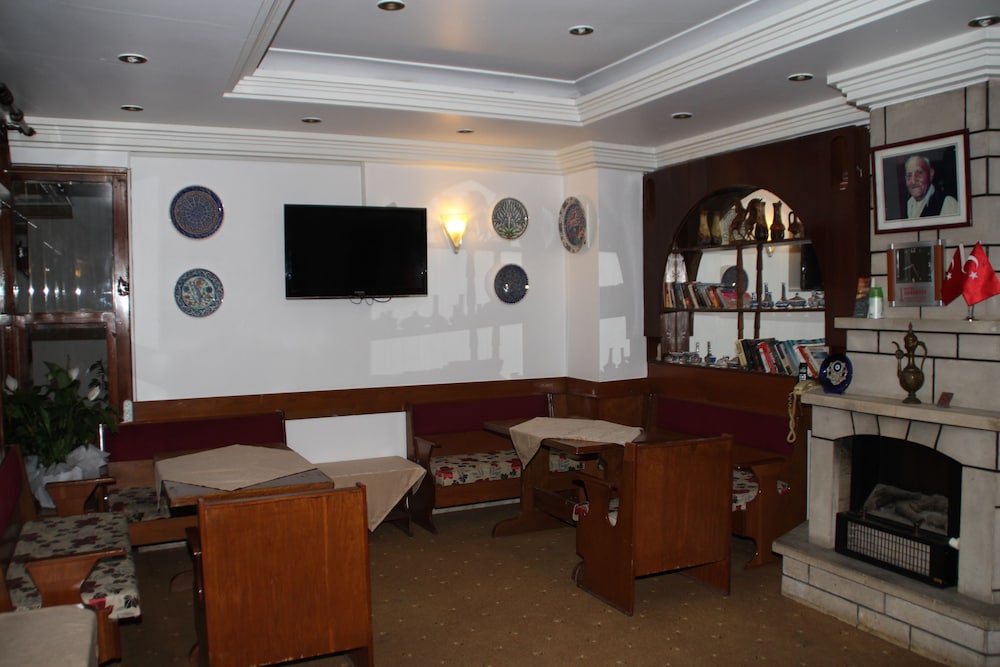 Karyatit Hotel 2