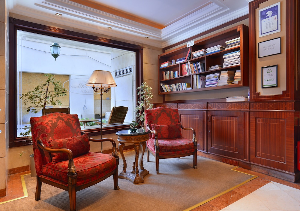 Pera Rose Hotel 7