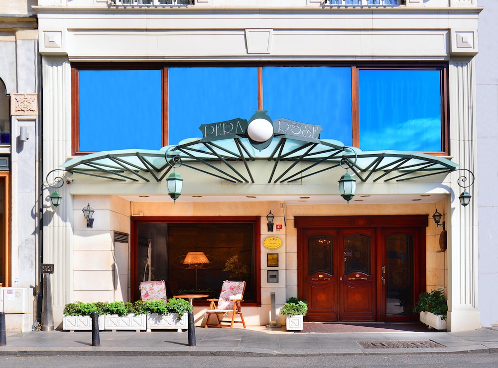 Pera Rose Hotel 1