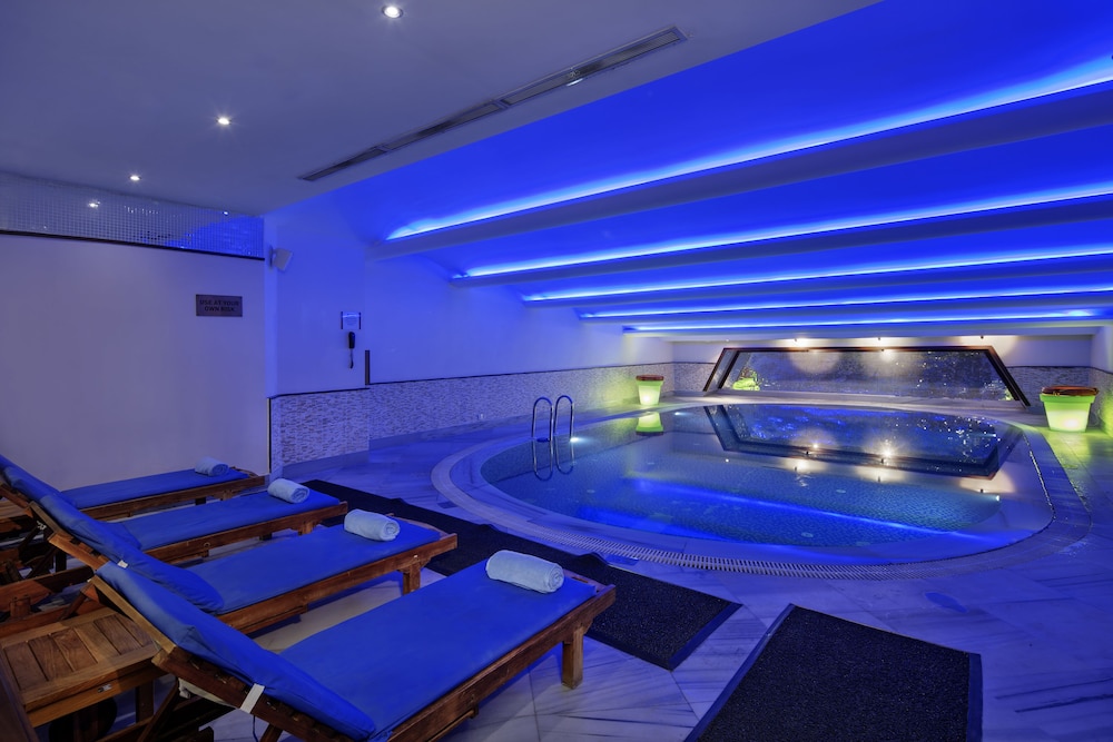 Crowne Plaza Istanbul - Old City 24