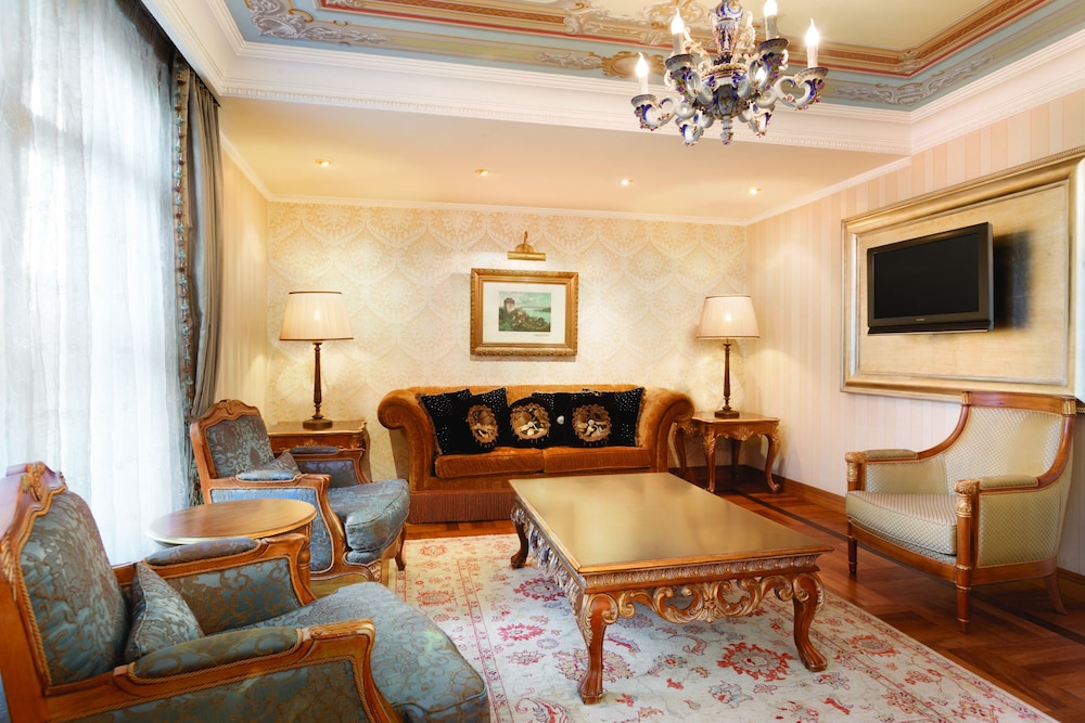 Crowne Plaza Istanbul - Old City 5