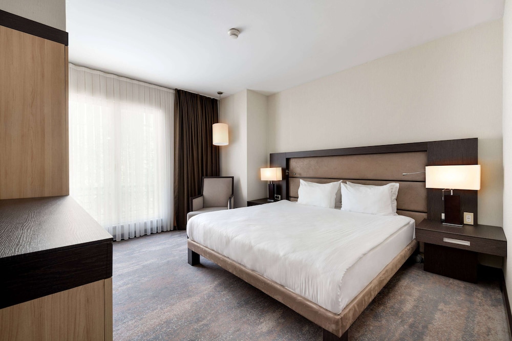 Ramada Plaza by Wyndham Istanbul City Center 14