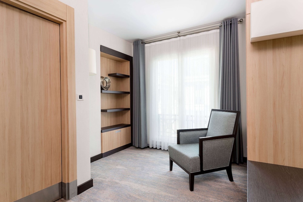 Ramada Plaza by Wyndham Istanbul City Center 16