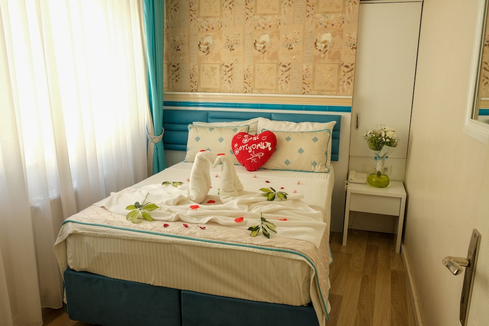 Star Holiday Hotel 13