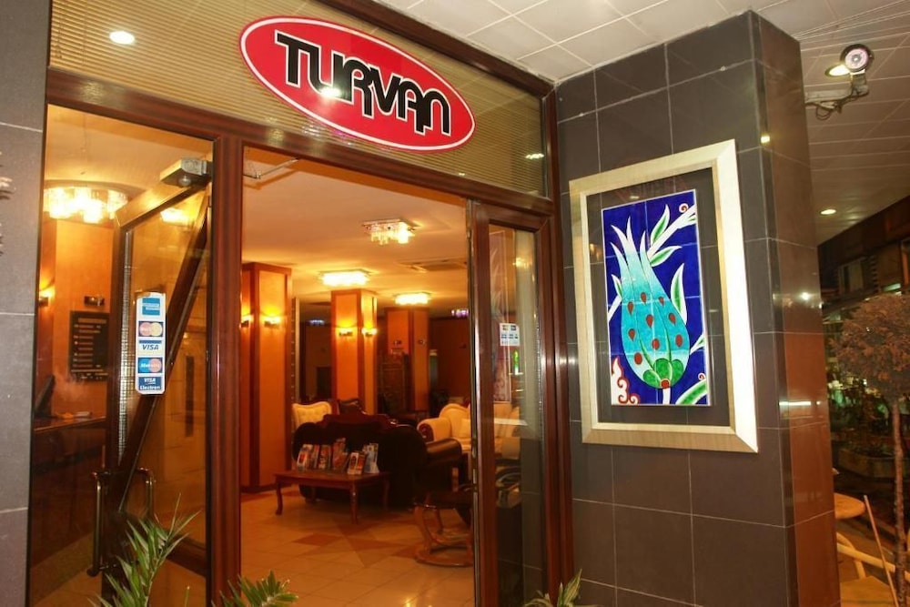 Turvan Hotel 12