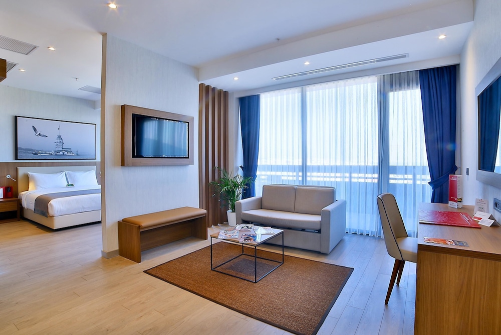 Ramada by Wyndham Istanbul Old City 6