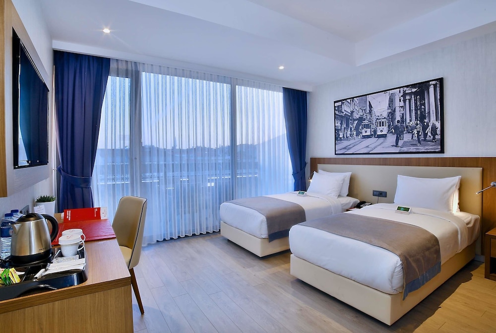 Ramada by Wyndham Istanbul Old City 14