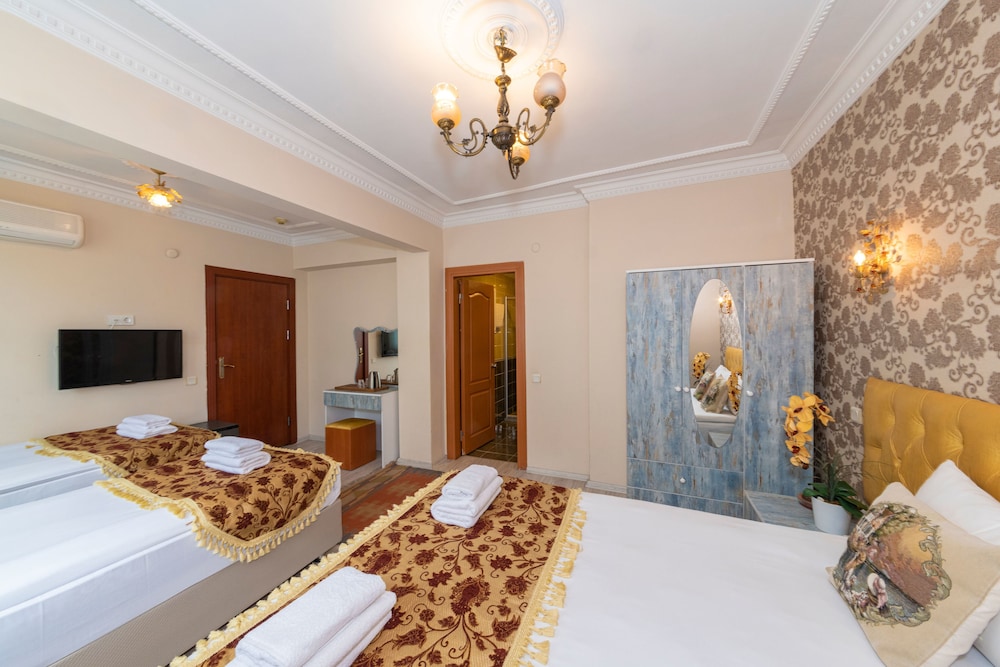 Stone Hotel Istanbul 13