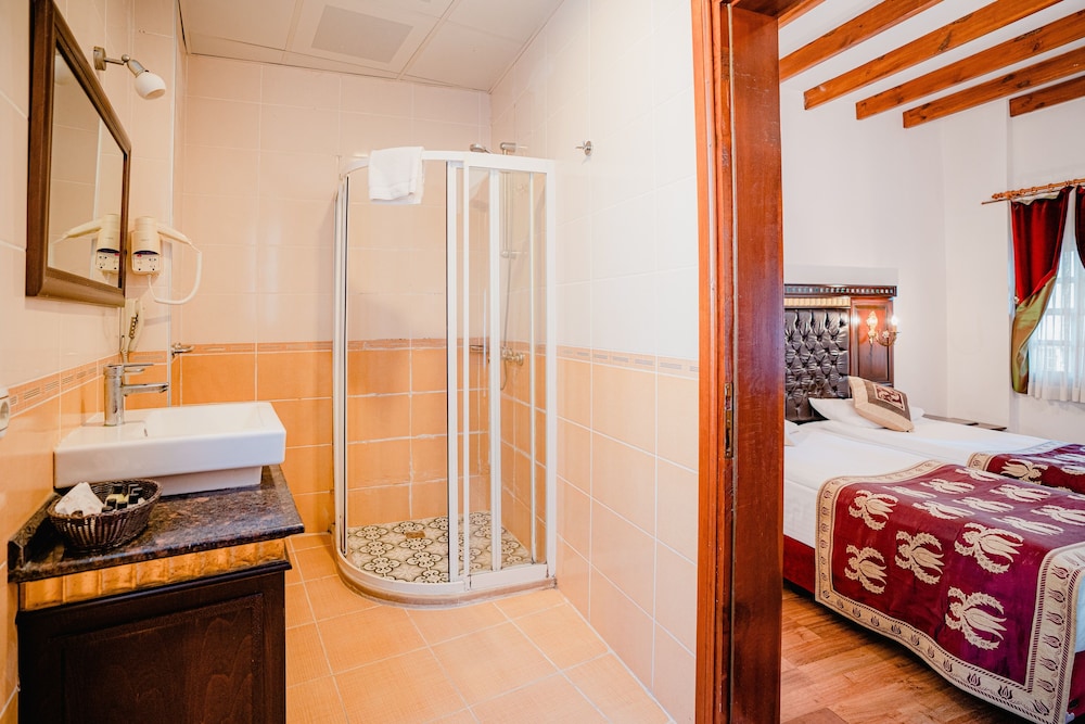 Mediterra Art Hotel 15
