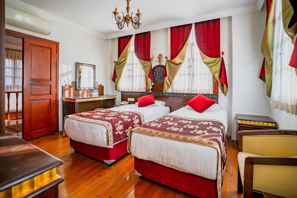Mediterra Art Hotel 17