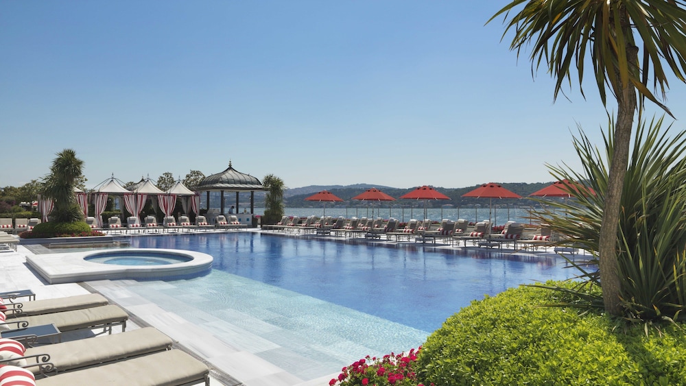 Four Seasons Hotel Istanbul At The Bosphorus 23