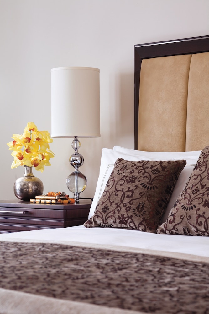 Four Seasons Hotel Istanbul At The Bosphorus 6