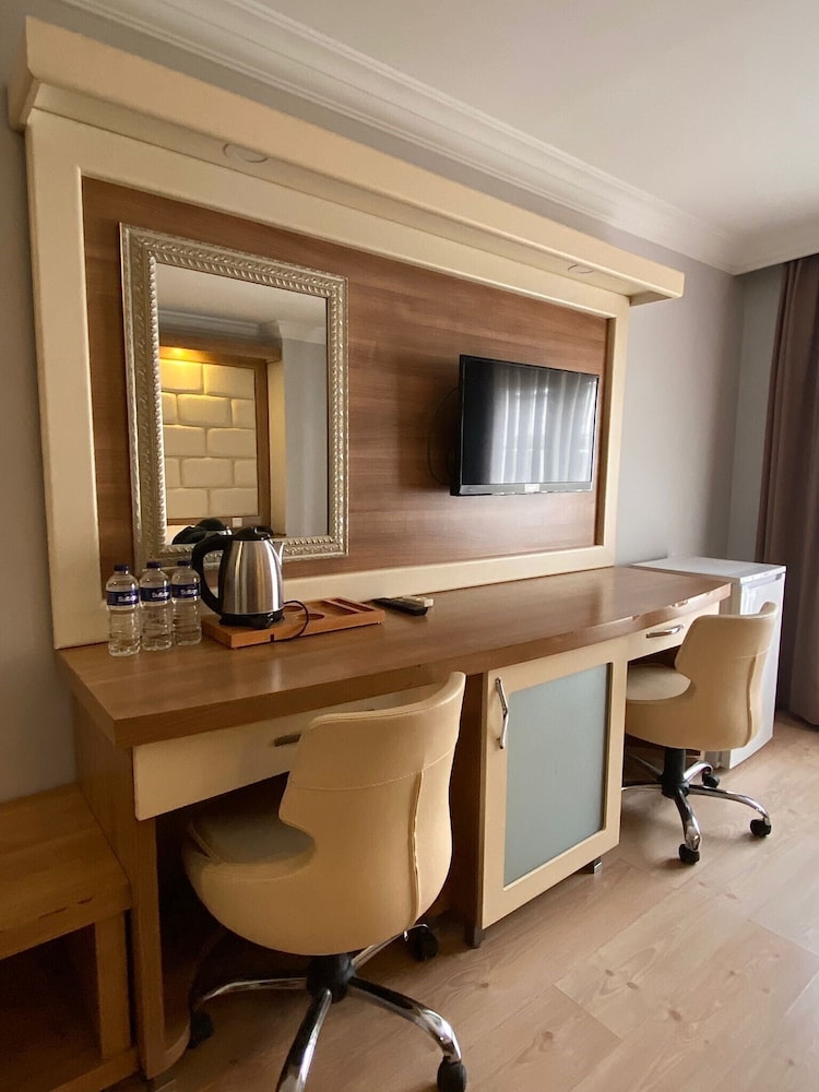 Kafkas Hotel 8