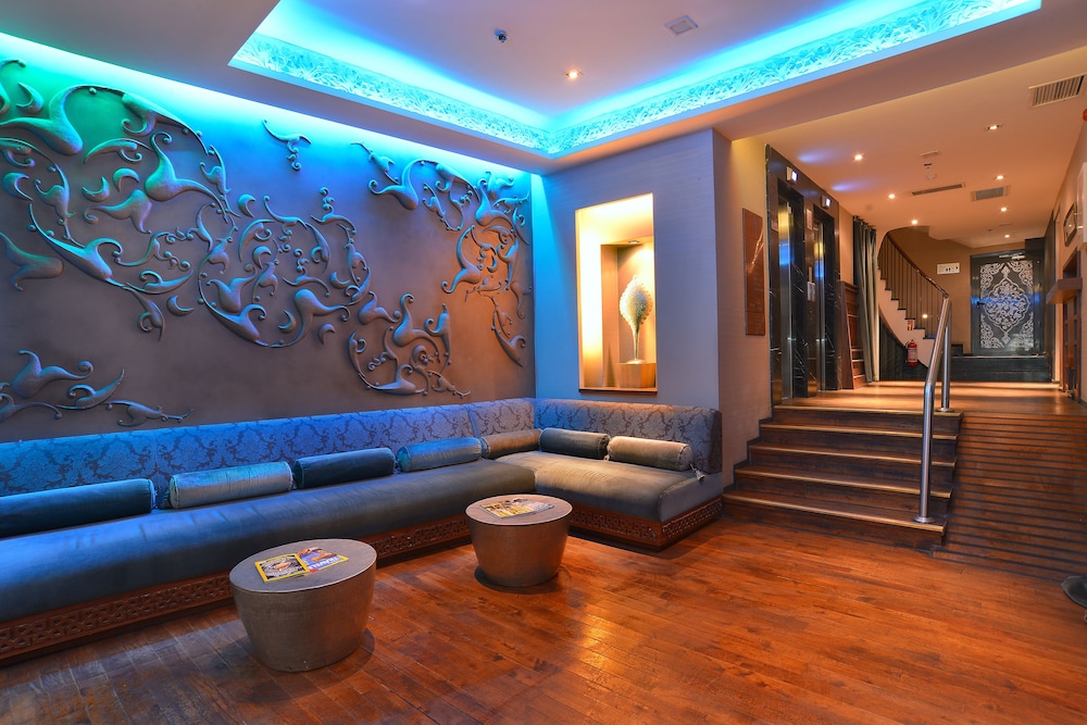 Pera Tulip Hotel 3