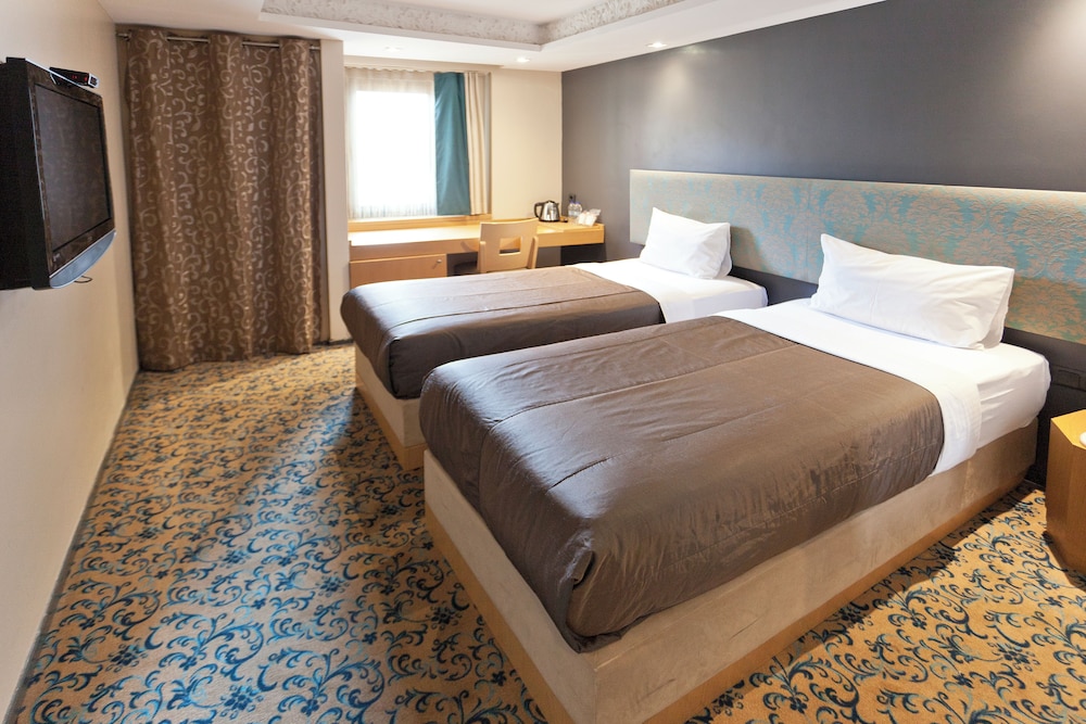 Pera Tulip Hotel 19