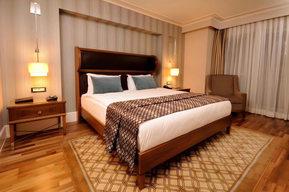 Titanic City Taksim 20