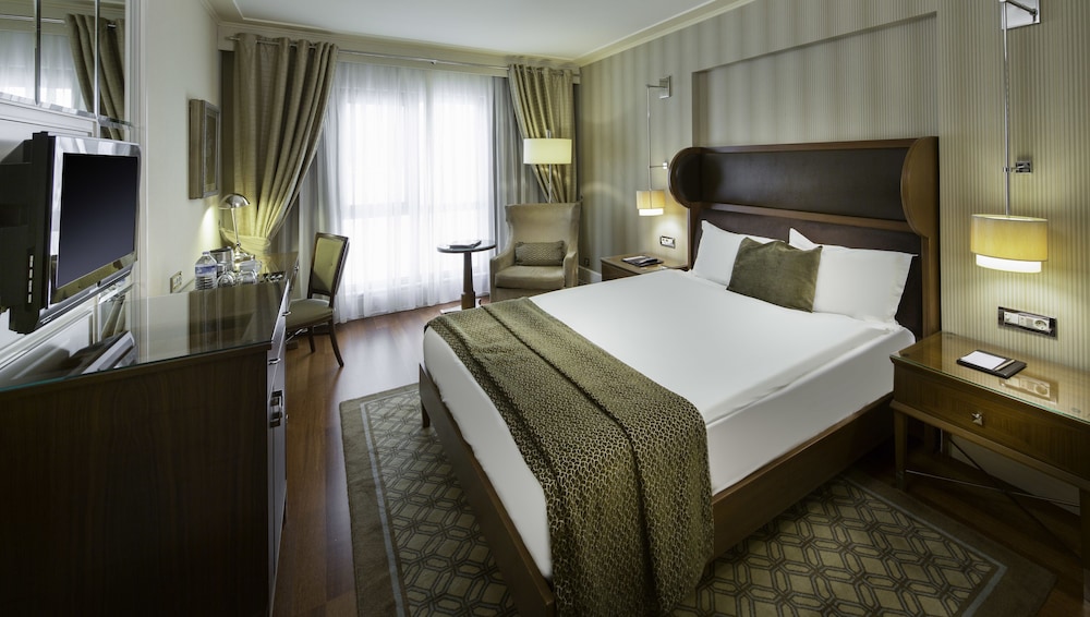 Titanic City Taksim 10