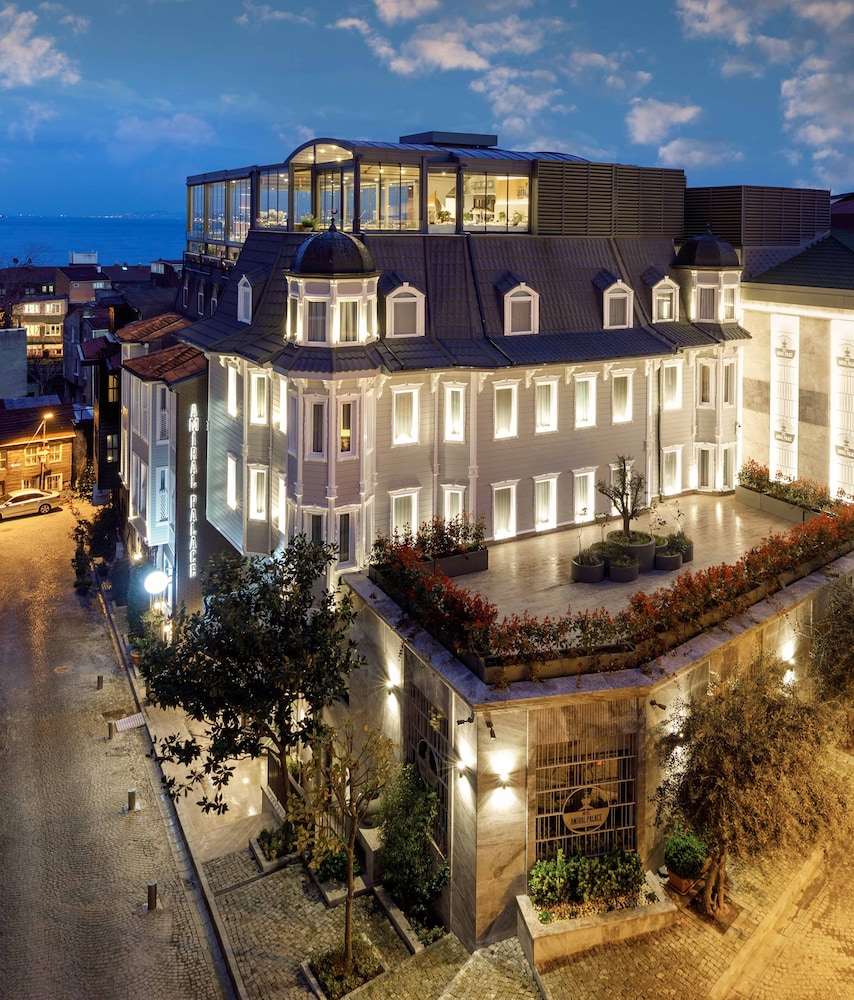 Amiral Palace Hotel 1
