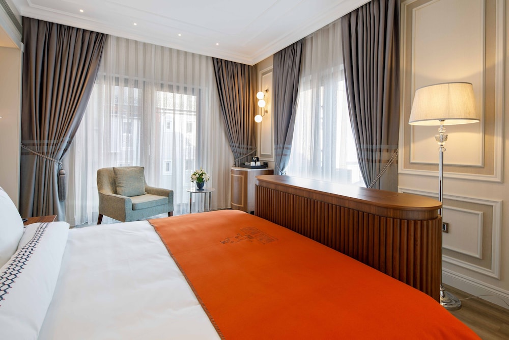 Amiral Palace Hotel 14