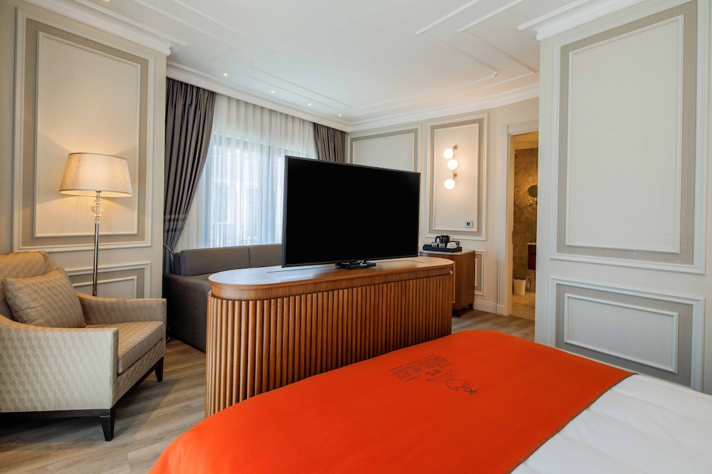 Amiral Palace Hotel 18
