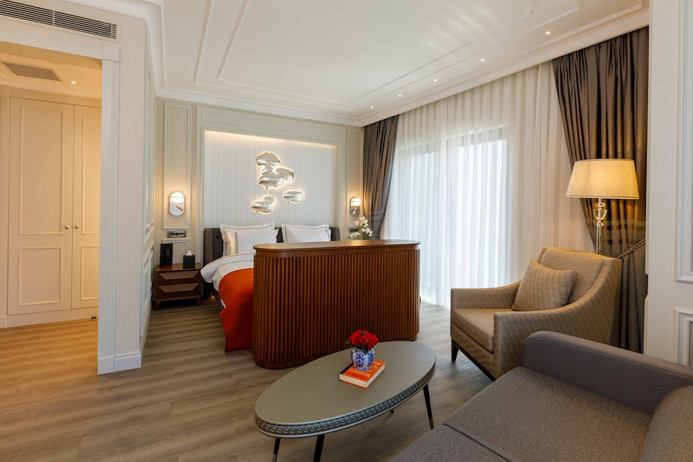 Amiral Palace Hotel 19