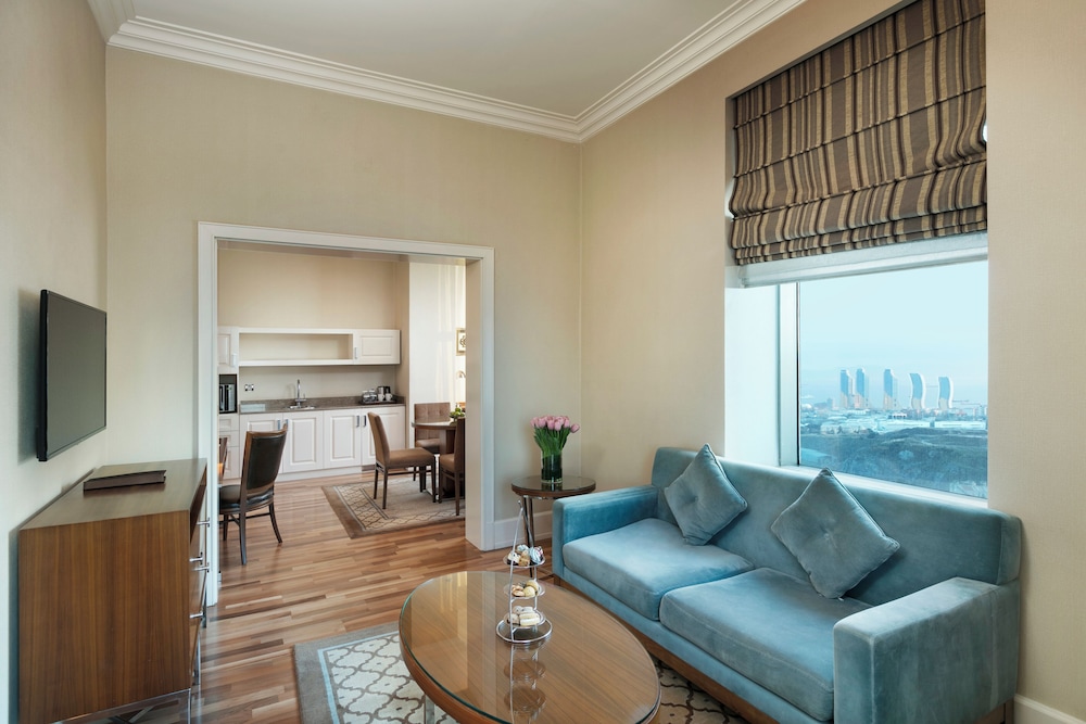 Titanic Business Kartal 22