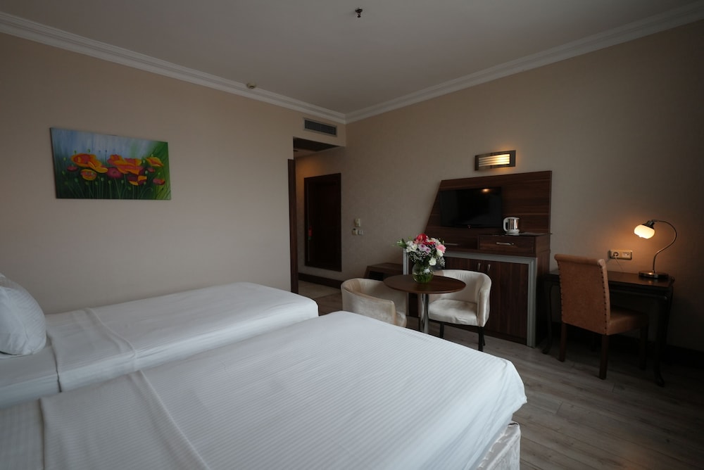 Elite Hotel Dragos 5