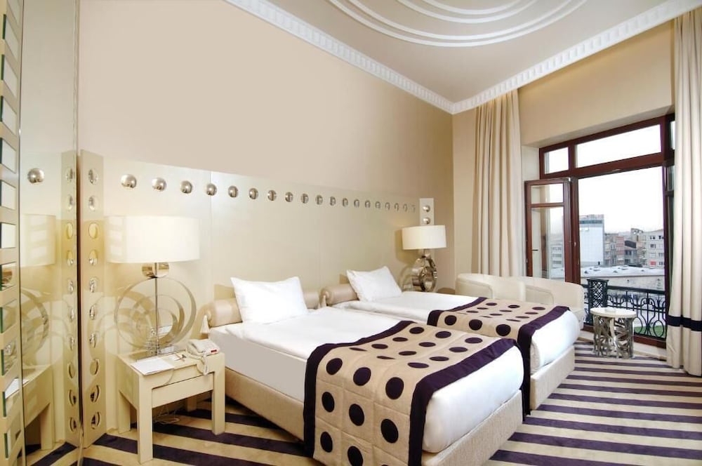 Taxim Hill Hotel 18