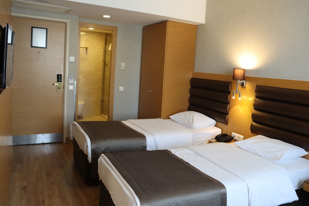 Riva Hotel Taksim 5