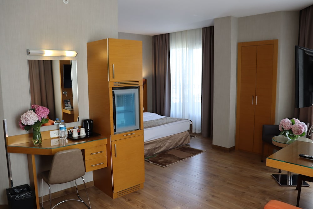 Riva Hotel Taksim 13