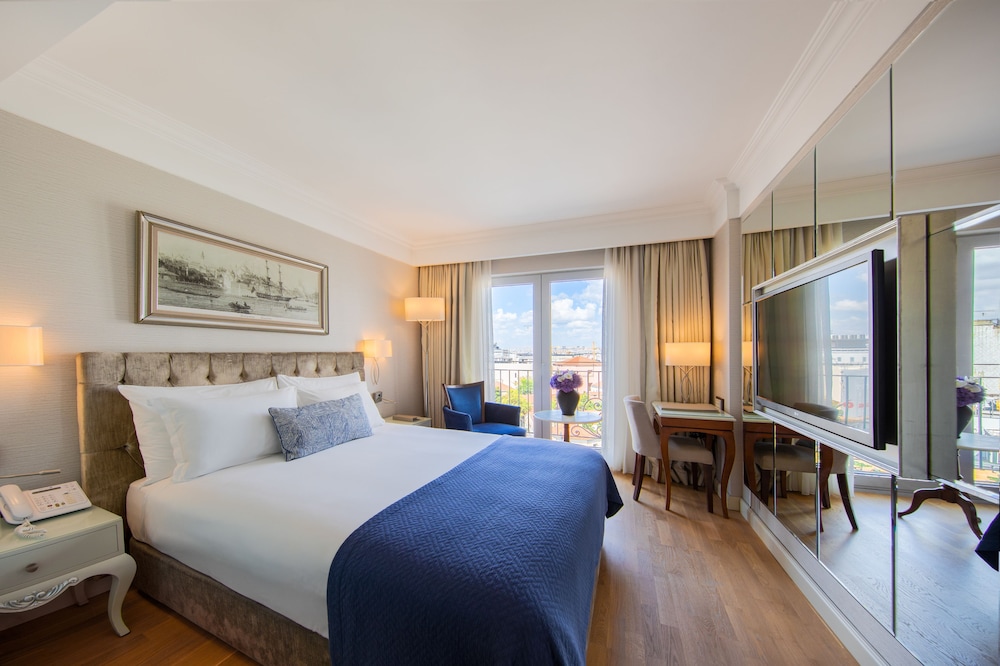 CVK Taksim Hotel 12