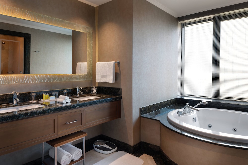 Istanbul Marriott Hotel Asia 21