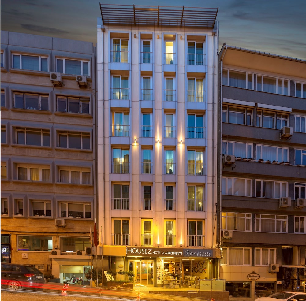 Housez Suites & Apartments 2