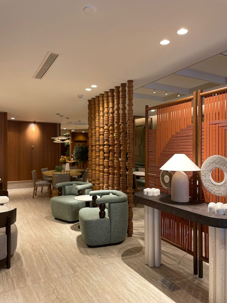 Housez Suites & Apartments 5