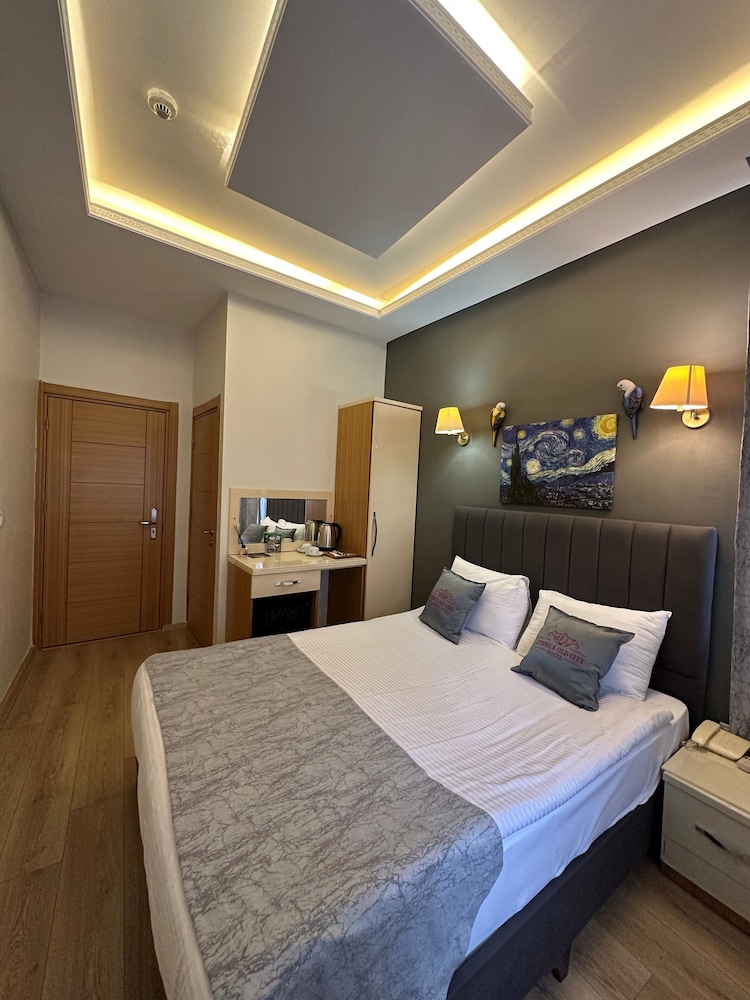 Ethnica Hotel Old City 14