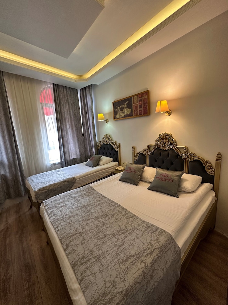 Ethnica Hotel Old City 12