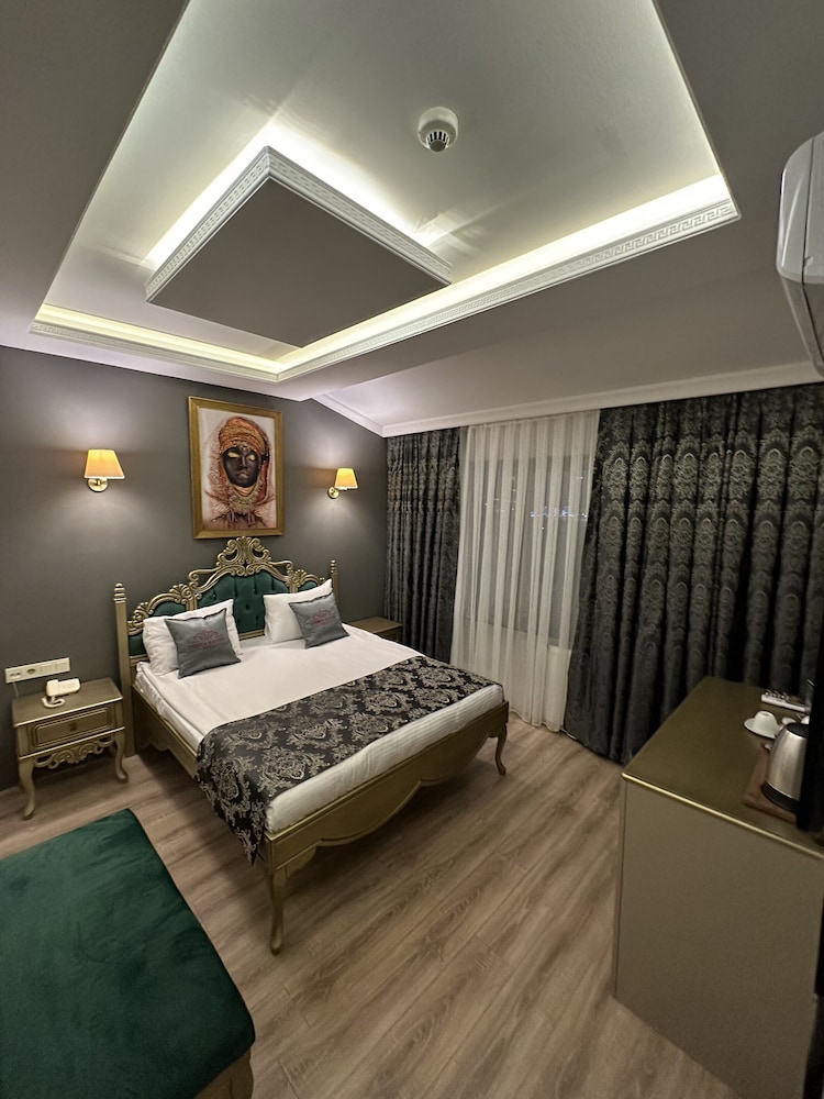 Ethnica Hotel Old City 5