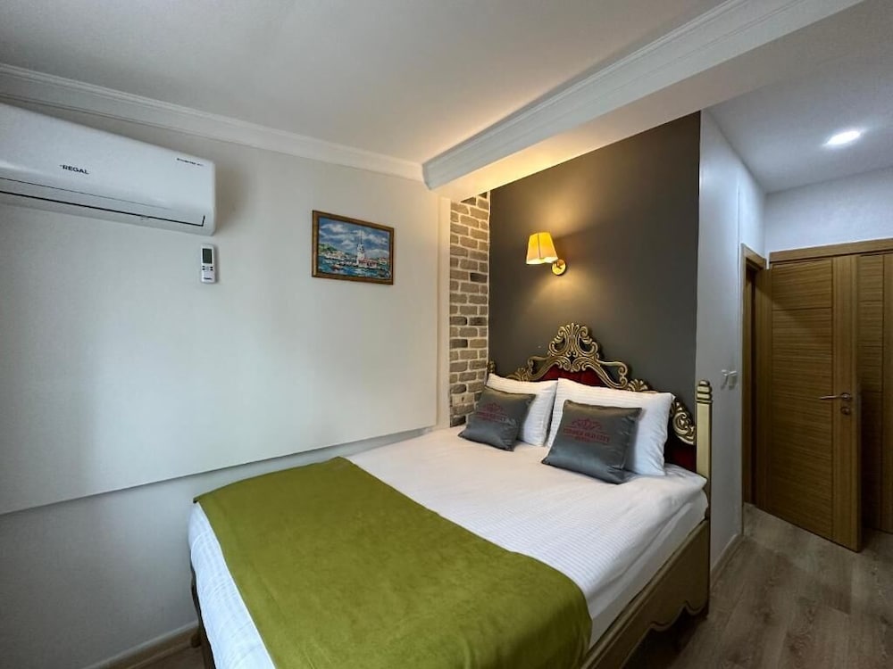 Ethnica Hotel Old City 17