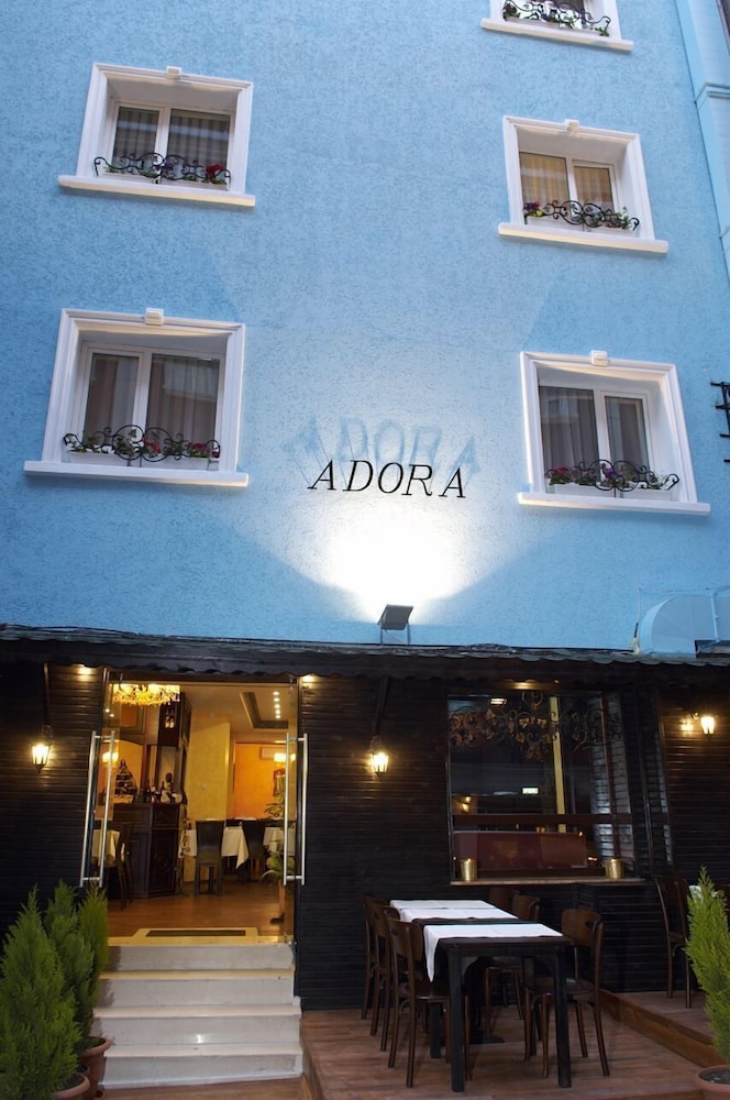 Adora 13
