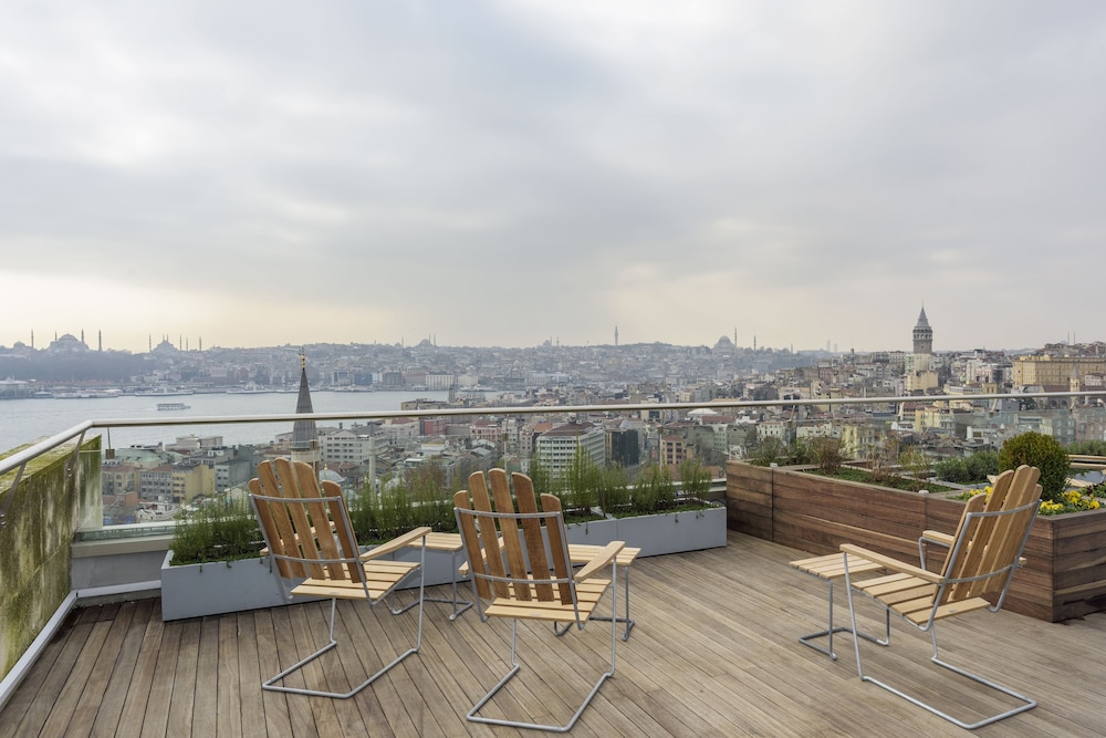 Witt Istanbul Suites 23