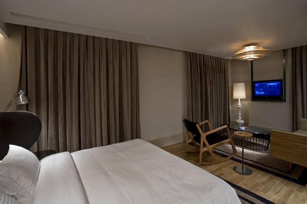 Witt Istanbul Suites 13